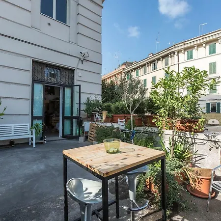 Paradiso A San Pietro * روما